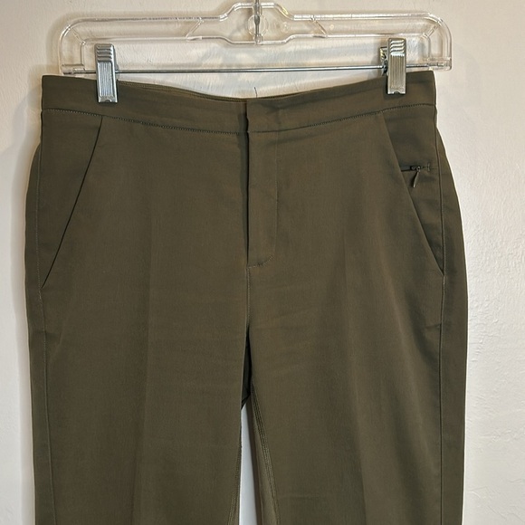 LULULEMON WOMENS PANTS STRETCH COMFORT IN A DRESSIER PANT OLIVE GREEN SIZE 4 - Picture 2 of 7